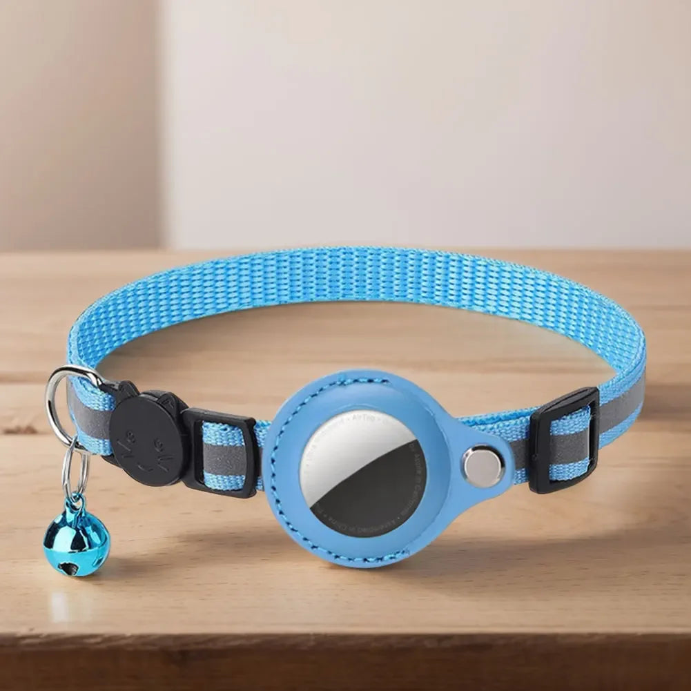 Reflective Cat Collar with Apple Air-Tag Holder