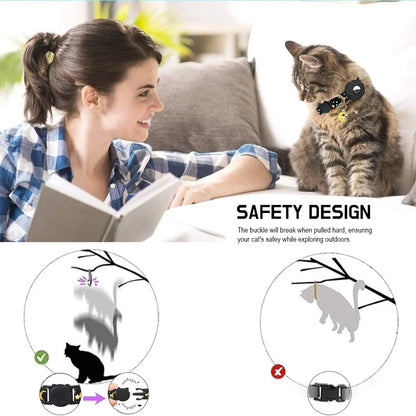 Apple Tag Pet Collar with Air-Tag Holder & Moon Ornament