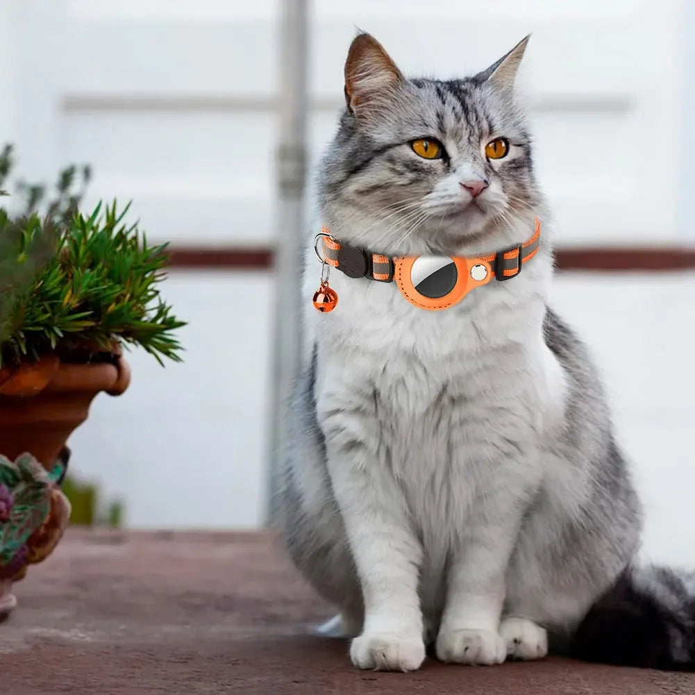 Reflective Cat Collar with Apple Air-Tag Holder