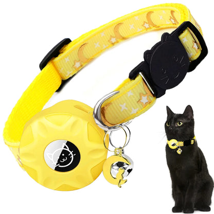Apple Tag Pet Collar with Air-Tag Holder & Moon Ornament